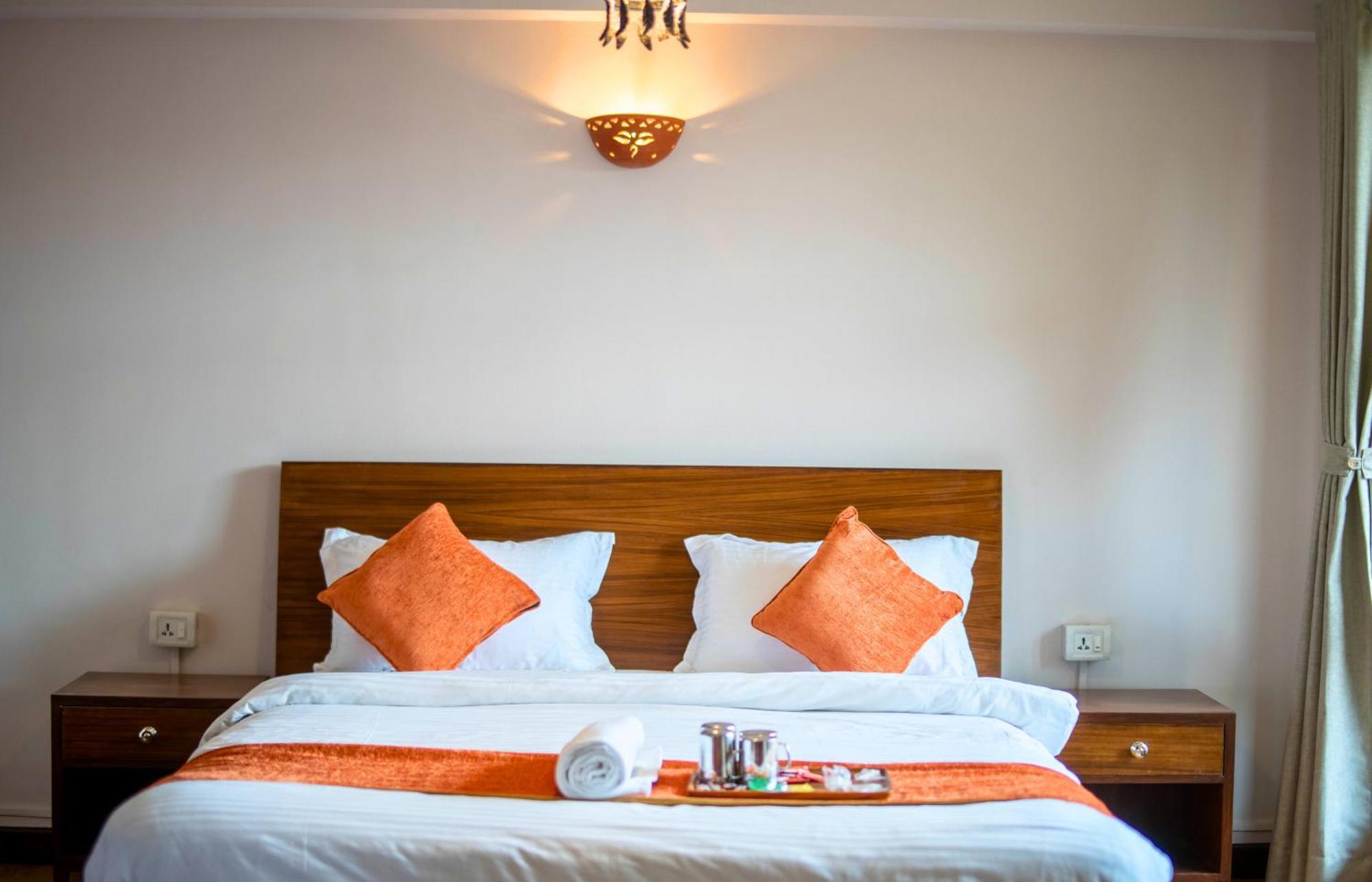 Hotel Pala กาฐมาณฑุ ภายนอก รูปภาพ